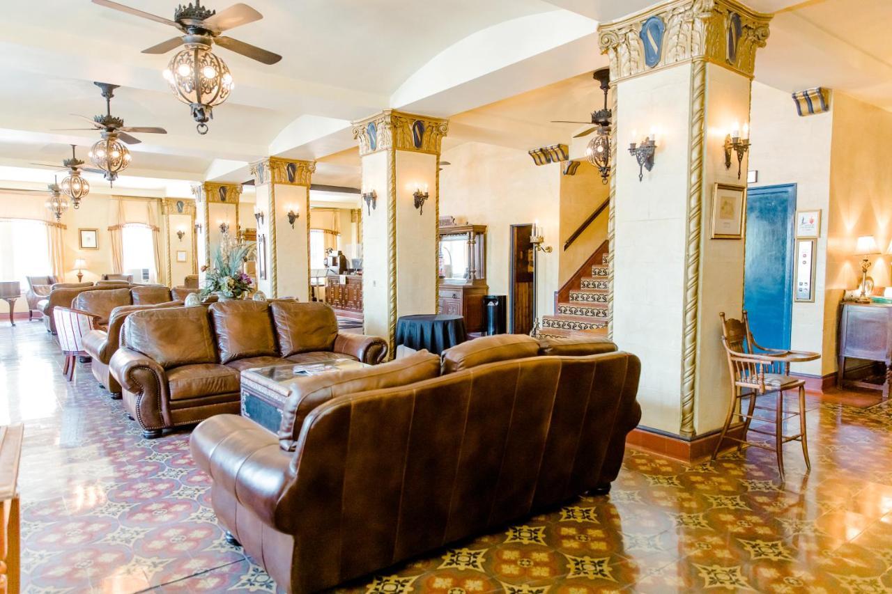 The Faust Hotel New Braunfels Exterior photo